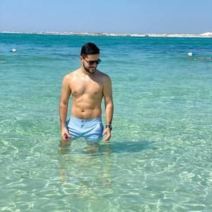 Meet your Posher, Jose